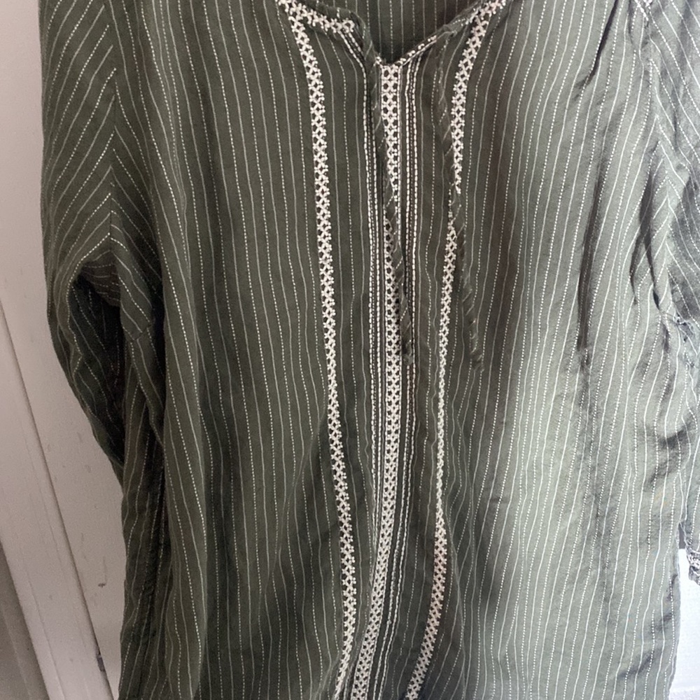 Blouse - Picture 2 of 2